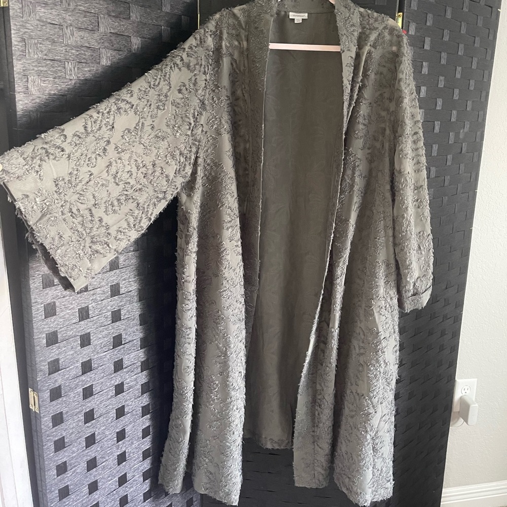 Long Floral Duster/Cardigan from “Avenue”